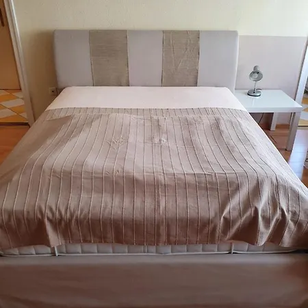 M - Info Park * Budapest